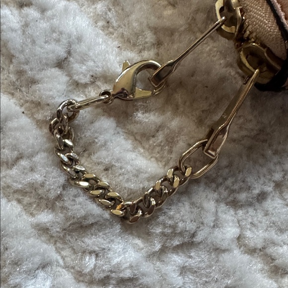 Chloe Colorblock Wallet - Picture 6 of 9